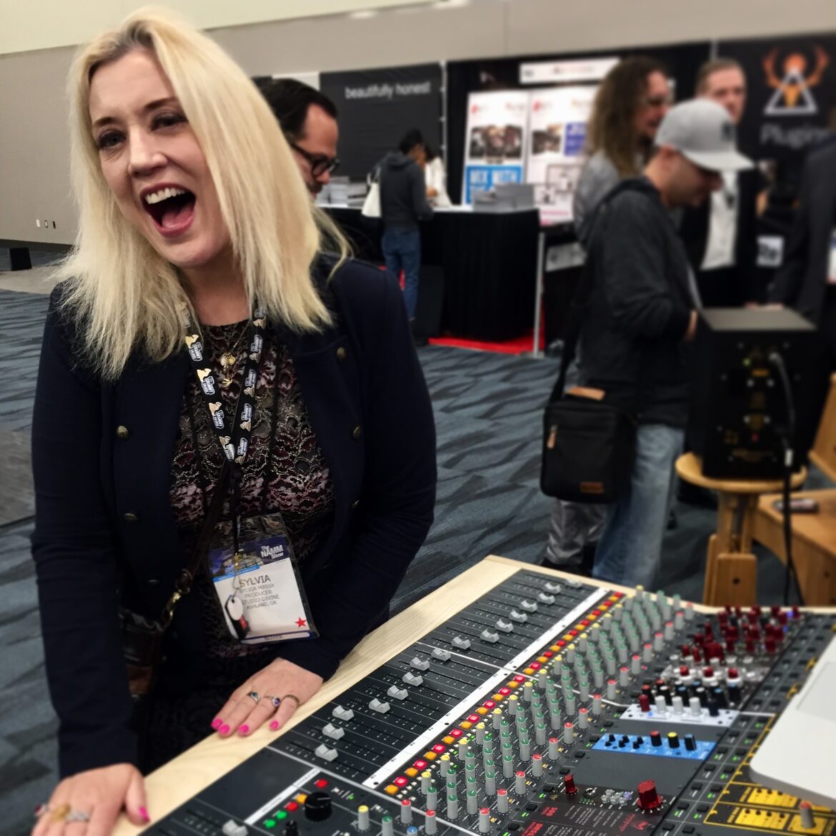 Looptrotter wows at the NAMM Show